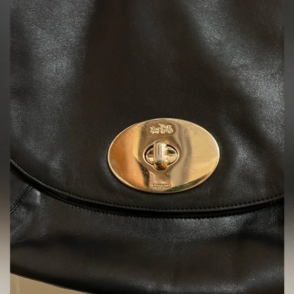 Coach Black Leather Turn lock Shoulder Hobo Bag - Picture 3 of 6